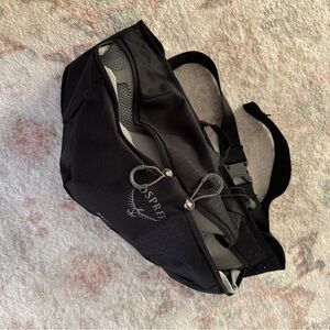 Osprey water bottle pack